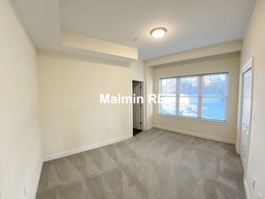 81 Amory St, Unit Jamaica plain in Boston, MA - Building Photo - Building Photo