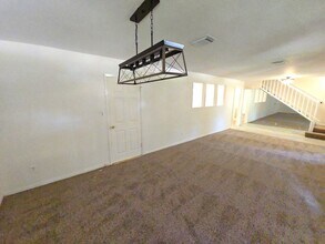 12702 Ravensway Dr in Cypress, TX - Foto de edificio - Building Photo