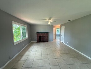 1721 N Allendale Ave in Sarasota, FL - Building Photo - Building Photo