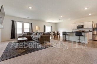 5507 Finch Cyn in Converse, TX - Building Photo - Building Photo