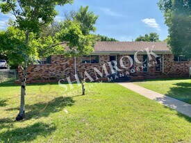 7734 Fairway Rd in Waco, TX - Building Photo