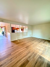 1733 Julie Cir in Simi Valley, CA - Building Photo - Building Photo