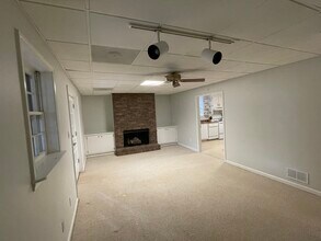 242 Early Pkwy Dr in Smyrna, GA - Building Photo - Building Photo