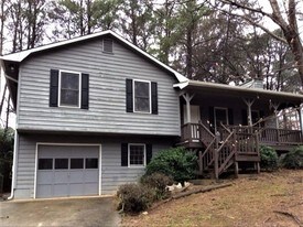 3664 Stonewall Dr NW in Kennesaw, GA - Building Photo