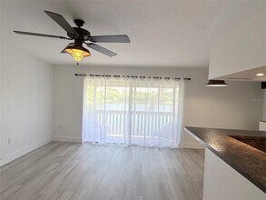 11409 8th St N in St. Petersburg, FL - Building Photo - Building Photo
