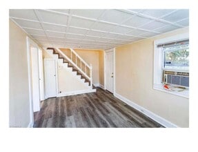 210 Friendship Cir in Winston-Salem, NC - Foto de edificio - Building Photo