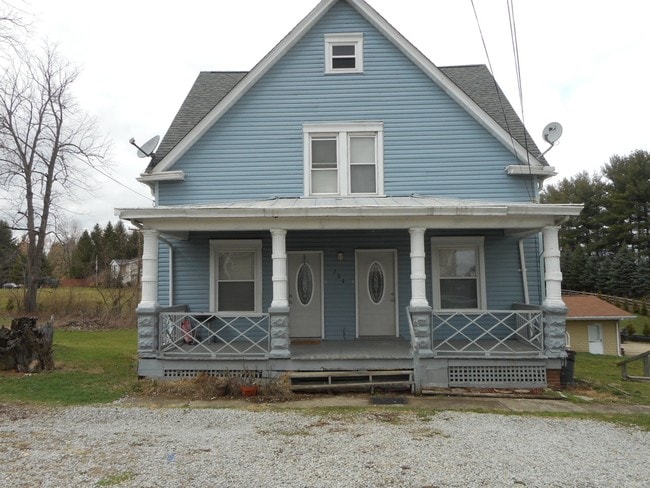 704 Washington Ave, Unit C