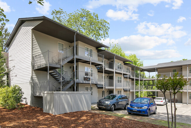 The Avondale Apartments in Birmingham, AL - Building Photo - Building Photo