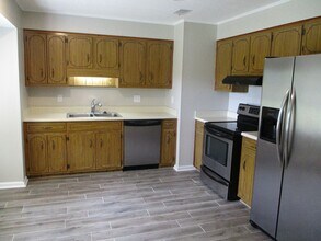 206 Cavalier Dr in Martinez, GA - Building Photo - Building Photo