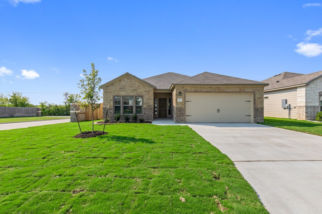 604 Parkfield Ln in Temple, TX - Building Photo