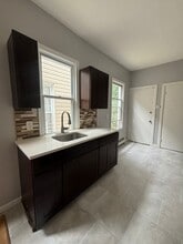 261 N 19th St, Unit 2 in East Orange, NJ - Building Photo - Building Photo