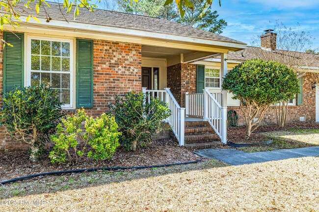 1021 Pine Valley Rd in Jacksonville, NC - Building Photo - Building Photo