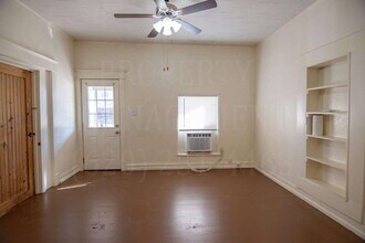 910 Camden St in Coffeyville, KS - Building Photo - Building Photo