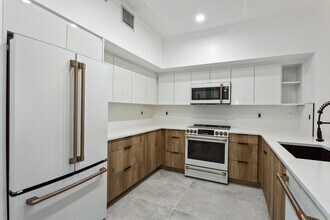 250 NE 3rd Ave in Delray Beach, FL - Building Photo - Building Photo