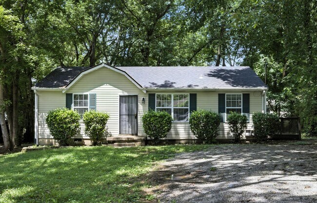 property at 203 Creekside Dr