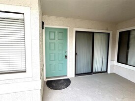 564 Breckenridge Vlg in Altamonte Springs, FL - Building Photo
