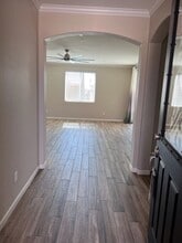 3205 N Noyes Ct in Visalia, CA - Building Photo - Building Photo