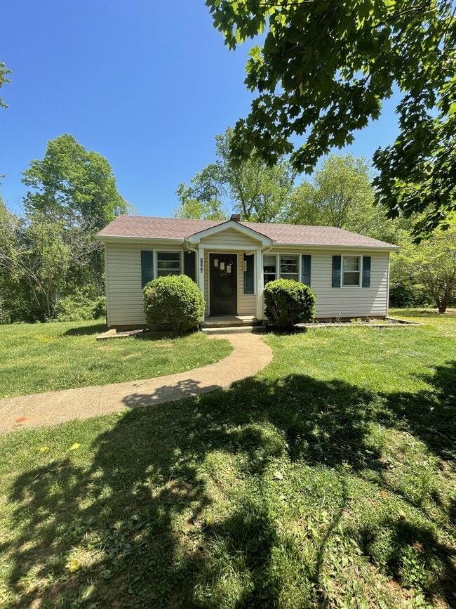 1186 Winesap Rd in Madison Heights, VA - Building Photo - Building Photo