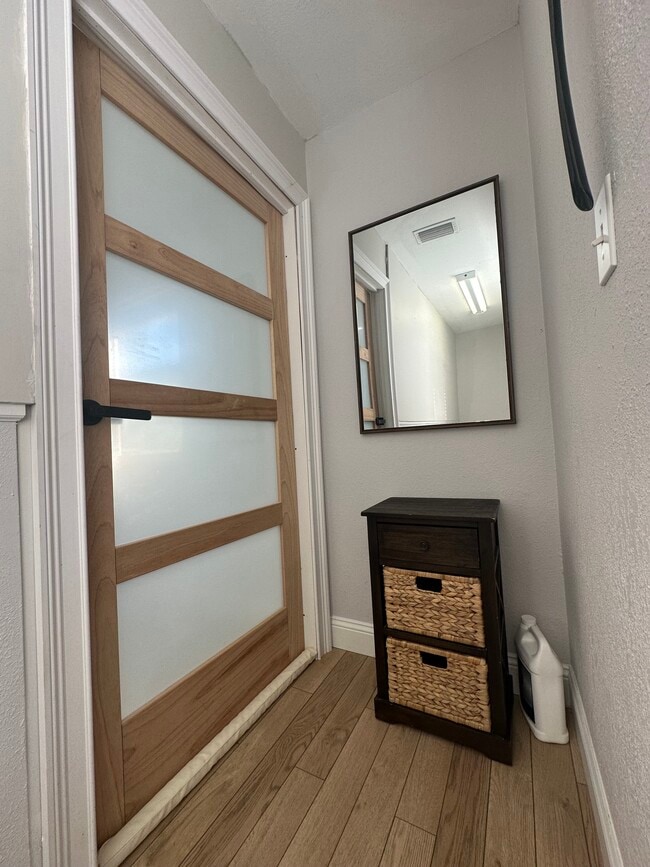 3114 Dupont St S in Gulfport, FL - Building Photo - Building Photo