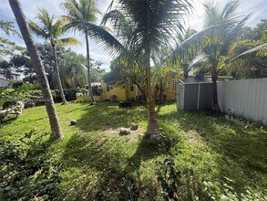 695 NE 81st St in Miami, FL - Building Photo - Building Photo