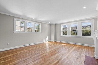 9 Home Ave in Natick, MA - Building Photo - Building Photo