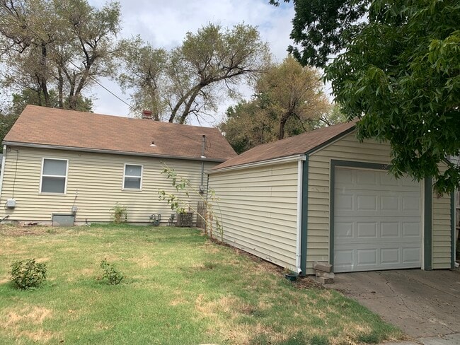 520 W Boston Ave in Wichita, KS - Building Photo - Building Photo