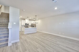 204 Douglas Bend Rd in Gallatin, TN - Building Photo - Building Photo