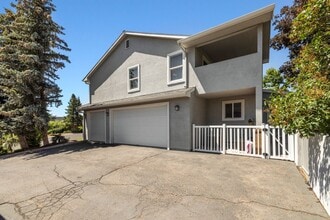 1781 Quail Ridge Dr in Klamath Falls, OR - Building Photo - Building Photo