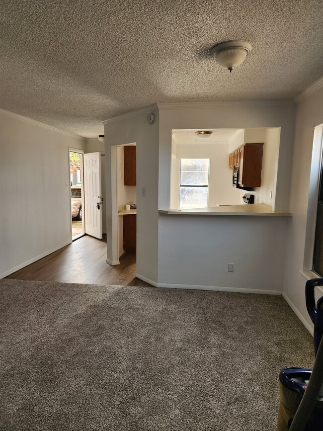 7408 Avenue X, Unit 301 in Lubbock, TX - Building Photo - Building Photo