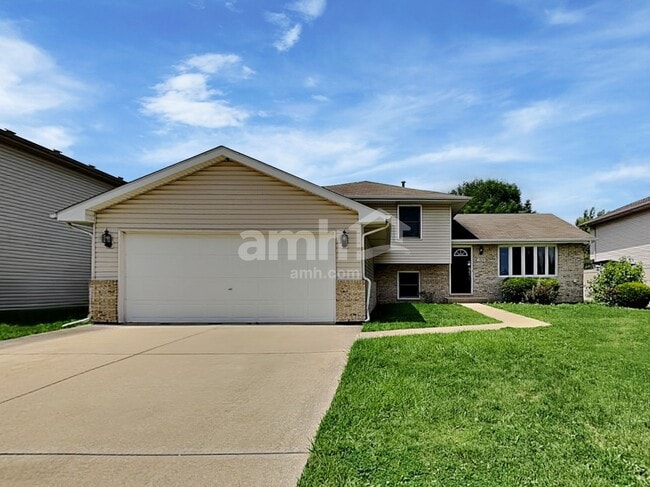 property at 1509 Bassett Dr