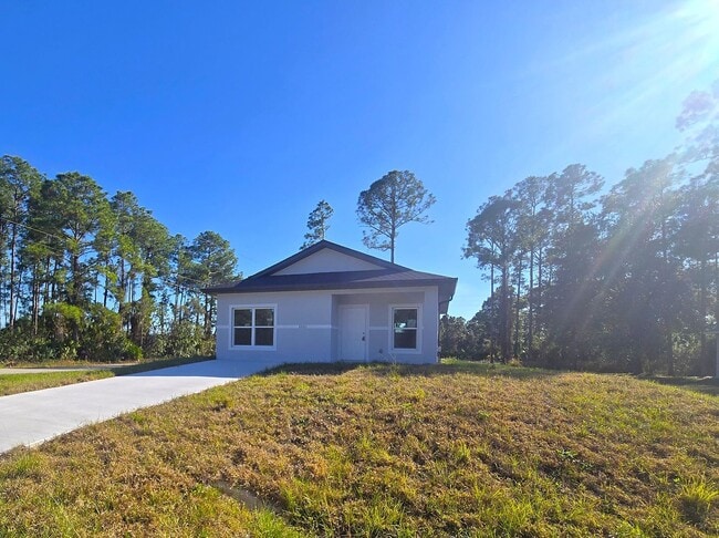 3301 69th St W in Lehigh Acres, FL - Building Photo - Building Photo