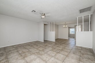 16328 Caribbean Ct in Hudson, FL - Building Photo - Building Photo