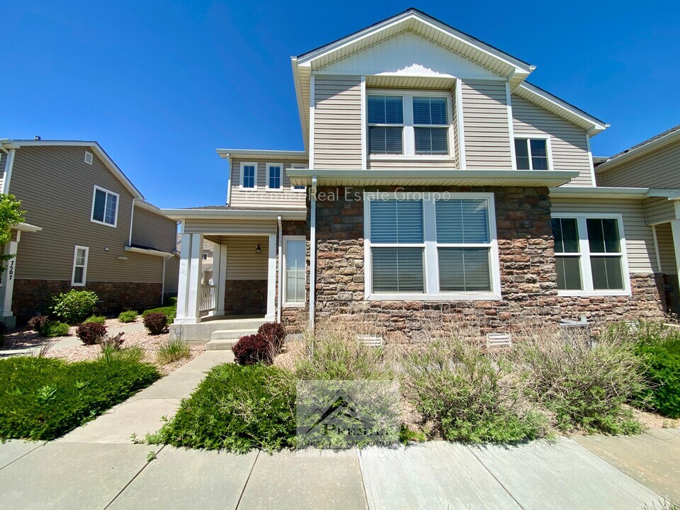 7513 Sandy Springs Point in Fountain, CO - Building Photo