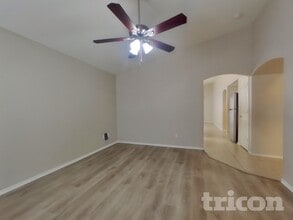 12008 W Rosewood Dr in El Mirage, AZ - Building Photo - Building Photo