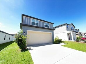 35202 Daisy Meadow Loop in Zephyrhills, FL - Foto de edificio - Building Photo