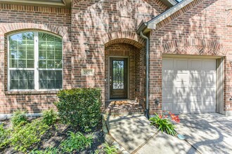 20503 Emery Manor Ln in Porter, TX - Foto de edificio - Building Photo
