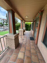 1335 N Mansfield Ave in Los Angeles, CA - Building Photo - Building Photo