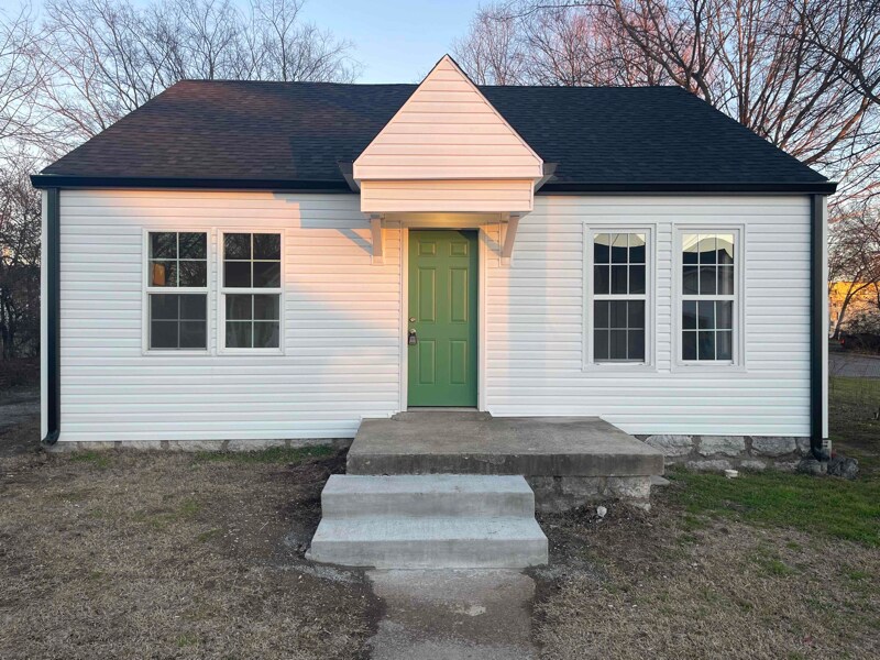 317 N Maple St in Lebanon, TN - Building Photo