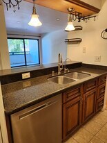 40425 Chapel Way, Unit 211 in Fremont, CA - Building Photo