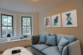 106 Willow St, Unit 2 in Cambridge, MA - Building Photo - Building Photo