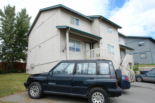 1251 Balfour Dr in Anchorage, AK - Building Photo - Building Photo