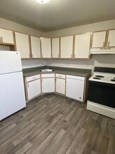 Crown Point Apartments in Tama, IA - Building Photo - Interior Photo