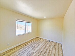 7701 S Arabian Way in Pahrump, NV - Building Photo - Building Photo
