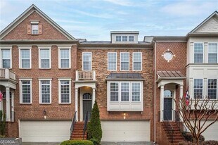 4724 Wehunt Trail in Smyrna, GA - Building Photo