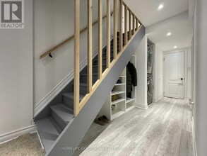 66 Antique Dr in Richmond Hill, ON - Building Photo - Building Photo