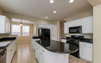 1295 Echo Creek St in Henderson, NV - Building Photo - Building Photo