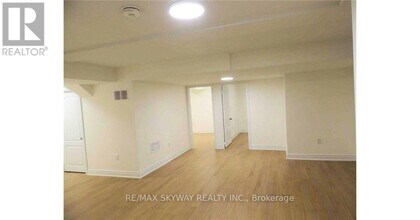 88 Leadenhall Rd in Brampton, ON - Building Photo - Building Photo