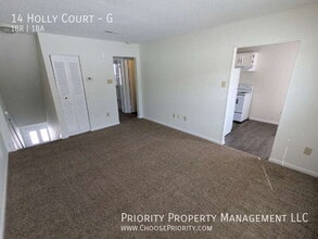 14 Holly Ct in Harrisonburg, VA - Building Photo - Building Photo