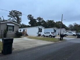 656 Warner Ave in Pensacola, FL - Building Photo