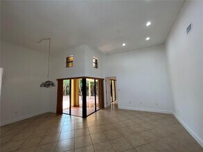 8910 SW 4th Ln in Miami, FL - Building Photo - Building Photo